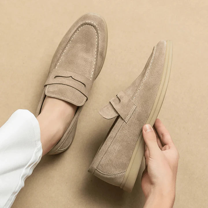 Mocassim Loafer de Camurça Masculino Master Marrom Claro