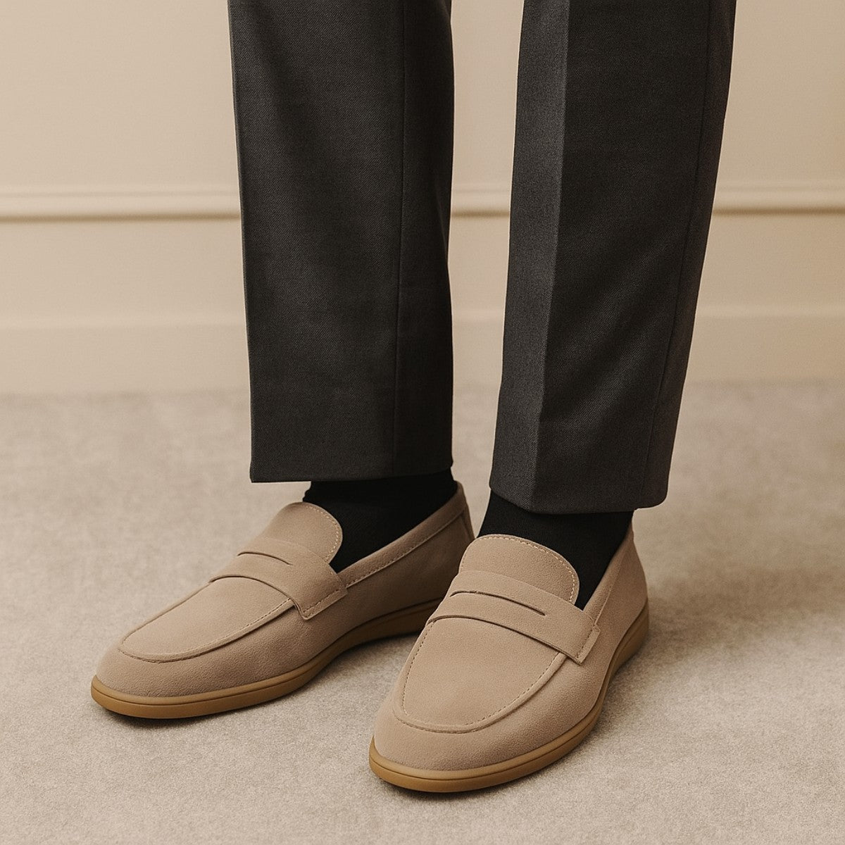 Mocassim Loafer de Camurça Masculino Master marrom claro