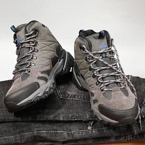 Bota Trekking Impermeável Civano